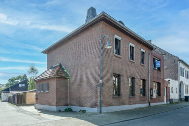 Mehrfamilienhaus zum Kauf 239.000 € 7 Zimmer 266 m² 596 m² Grundstück Gerderath Erkelenz / Gerderath 41812