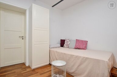 Wohnung zur Miete Wohnen auf Zeit 975 € 2 Zimmer 32 m² frei ab 01.01.2025 Mainviertel Würzburg 97082