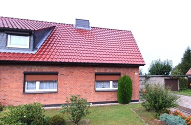 Doppelhaushälfte zum Kauf 179.000 € 4 Zimmer 92 m² 804 m² Grundstück Boizenburg Boizenburg 19258