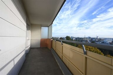 Wohnung zum Kauf 179.800 € 1 Zimmer 43 m² 8. Geschoss Galileistr. 30 Dürrlewang Stuttgart 70565