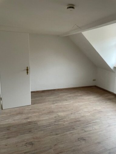 Wohnung zur Miete 352 € 3 Zimmer 64 m² 3. Geschoss Zeitz Zeitz 06712