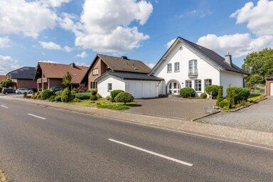 Einfamilienhaus zum Kauf 549.000 € 5 Zimmer 192 m² 1.308 m² Grundstück Hauptstrasse 83 Kreuzrath Gangelt 52538