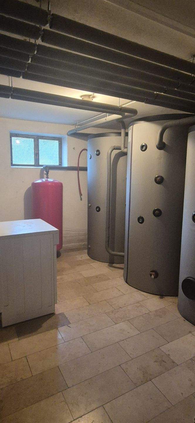 Immobilie in Pappenheim - Charmantes Haus in idyllischer Lage – viel Potenzial für Ihre Wohnträume - Bild 2