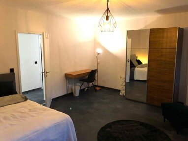 Wohnung zur Miete Wohnen auf Zeit 1.080 € 4 Zimmer 24 m² frei ab 06.01.2025 Neue Weyer Straße 5 Altstadt - Süd Köln 50676