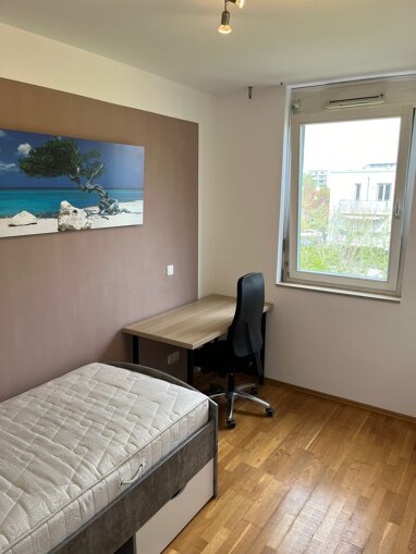Apartment zur Miete 650 € 6 Zimmer 10 m² Felsennelkenanger Am Hart München 80937