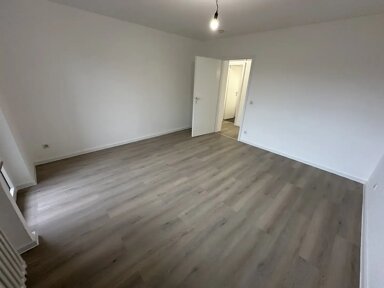 Wohnung zur Miete 700 € 3 Zimmer 97 m² Kaiserstraße 85 Altstadt I - Südost Mülheim an der Ruhr 45468