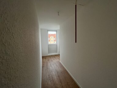 Wohnung zur Miete 460 € 2 Zimmer 76,7 m² 3. Geschoss frei ab sofort Burgstraße 55 Bitterfeld Bitterfeld-Wolfen 06749
