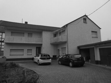 Mehrfamilienhaus zum Kauf 545.000 € 9 Zimmer 343 m² 524 m² Grundstück Niedermittlau Hasselroth 63594