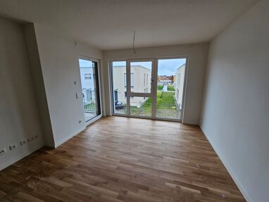 Wohnung zur Miete 725 € 2 Zimmer 53,8 m² 1. Geschoss frei ab sofort Georg-Hemmerlein-Str. 8 Neunkirchen Neunkirchen a.Brand 91077