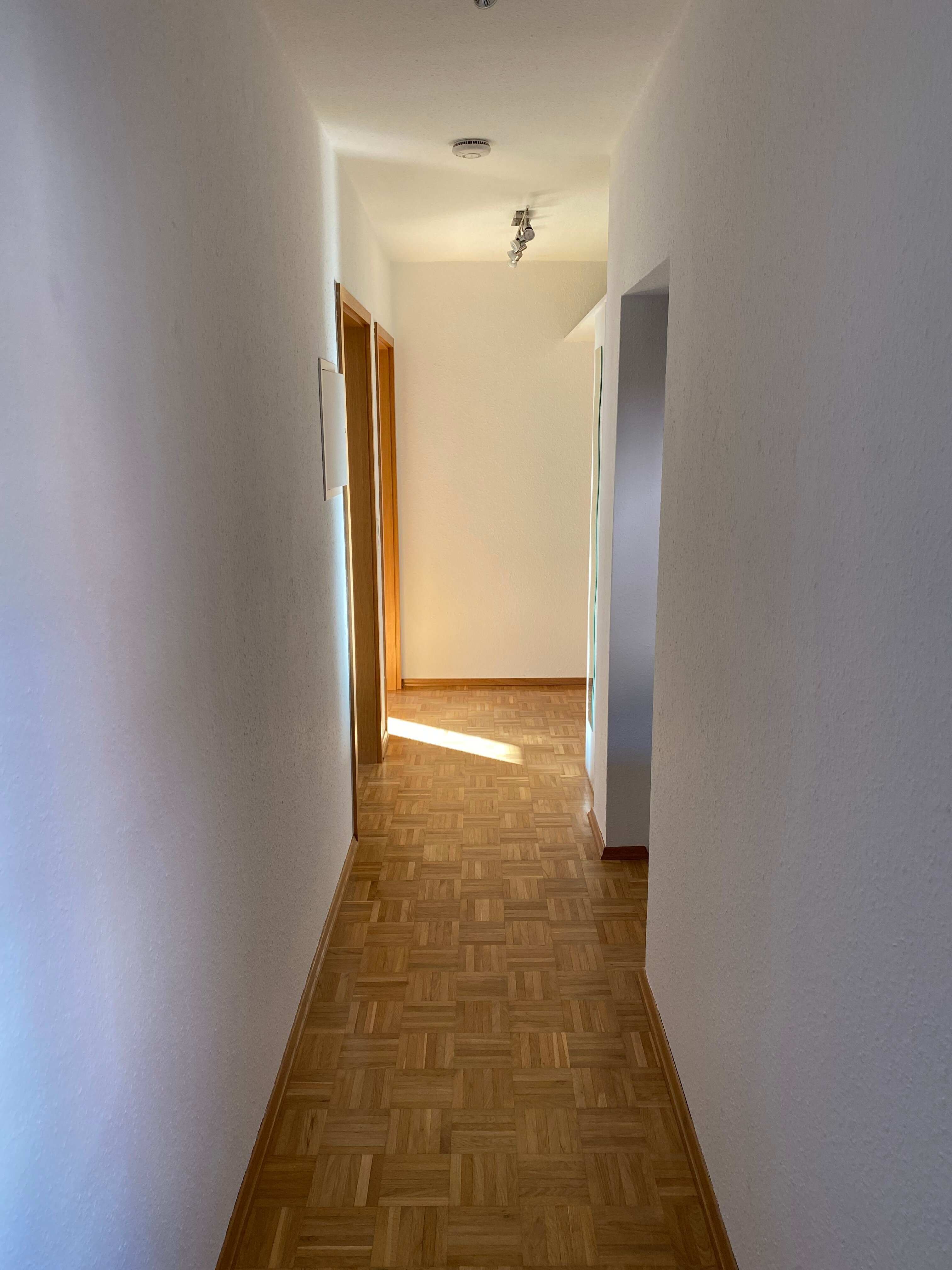 Wohnung zur Miete 520 € 3 Zimmer 74 m²<br/>Wohnfläche 1. Stock<br/>Geschoss Ab sofort<br/>Verfügbarkeit Schillerstraße 109 Schramberg Schramberg 78713