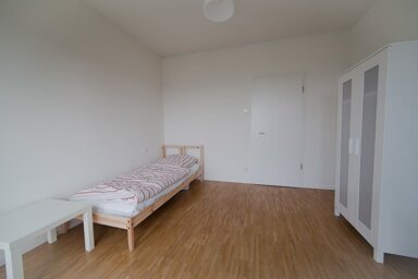 Wohnung zur Miete Wohnen auf Zeit 920 € 6 Zimmer 13 m² frei ab 19.02.2025 Erika-Mann-Straße 47 Marsfeld München 80636