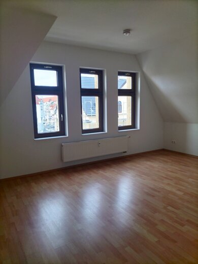 Wohnung zur Miete 350 € 1 Zimmer 63 m² Marienthal Ost 423 Zwickau 08060