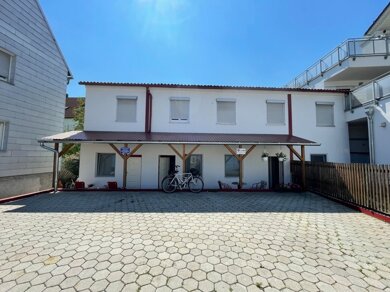 Mehrfamilienhaus zum Kauf als Kapitalanlage geeignet 749.000 € 7 Zimmer 160 m² 254 m² Grundstück Achdorf Landshut 84036