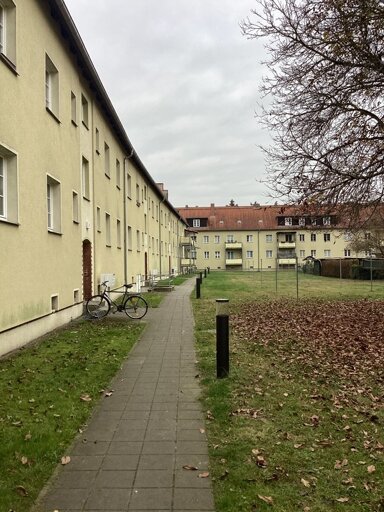 Wohnung zur Miete 386 € 2 Zimmer 38,6 m² 1. Geschoss frei ab 22.11.2024 An der Wildbahn 6 Hennigsdorf 16761