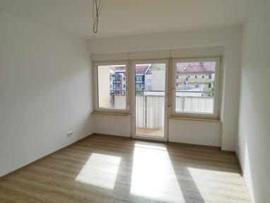 Wohnung zur Miete 580 € 2 Zimmer 46,5 m² 4. Geschoss frei ab sofort Muggenhof Nürnberg 90429