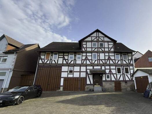 Einfamilienhaus zum Kauf 149.000 € 6 Zimmer 200 m² 736 m² Grundstück frei ab sofort Uengsterode Großalmerode 37247