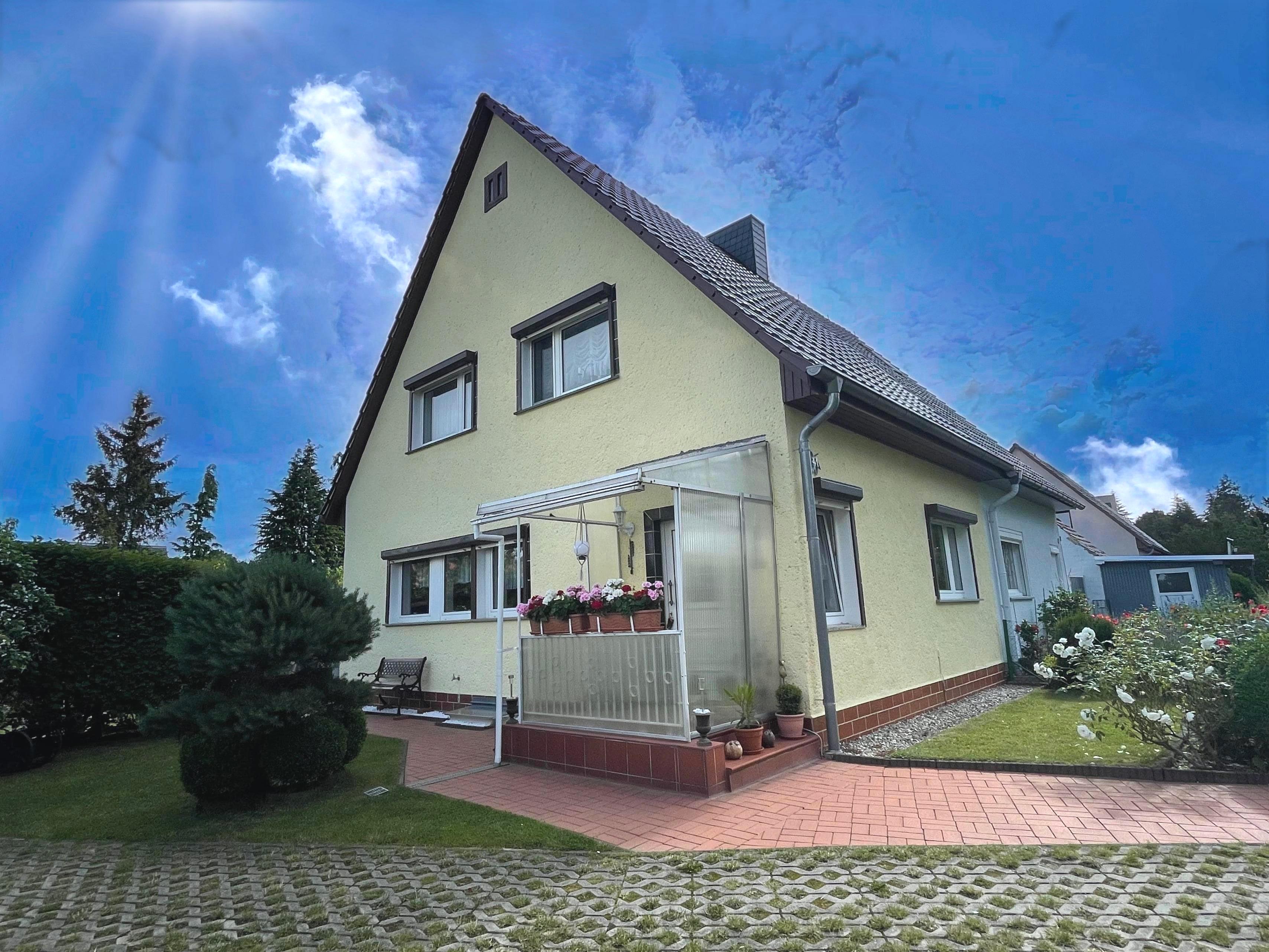 Doppelhaushälfte zum Kauf 139.500 € 4 Zimmer 90 m²<br/>Wohnfläche 789 m²<br/>Grundstück Tutow 17129