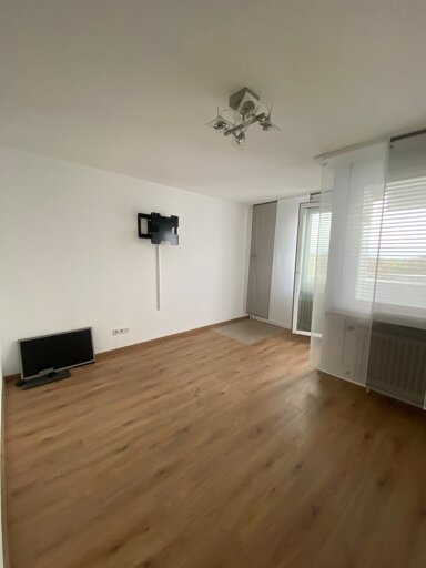 Wohnung zur Miete 750 € 1,5 Zimmer 30 m² 5. Geschoss frei ab sofort Koenigsbau Konstanz 78464