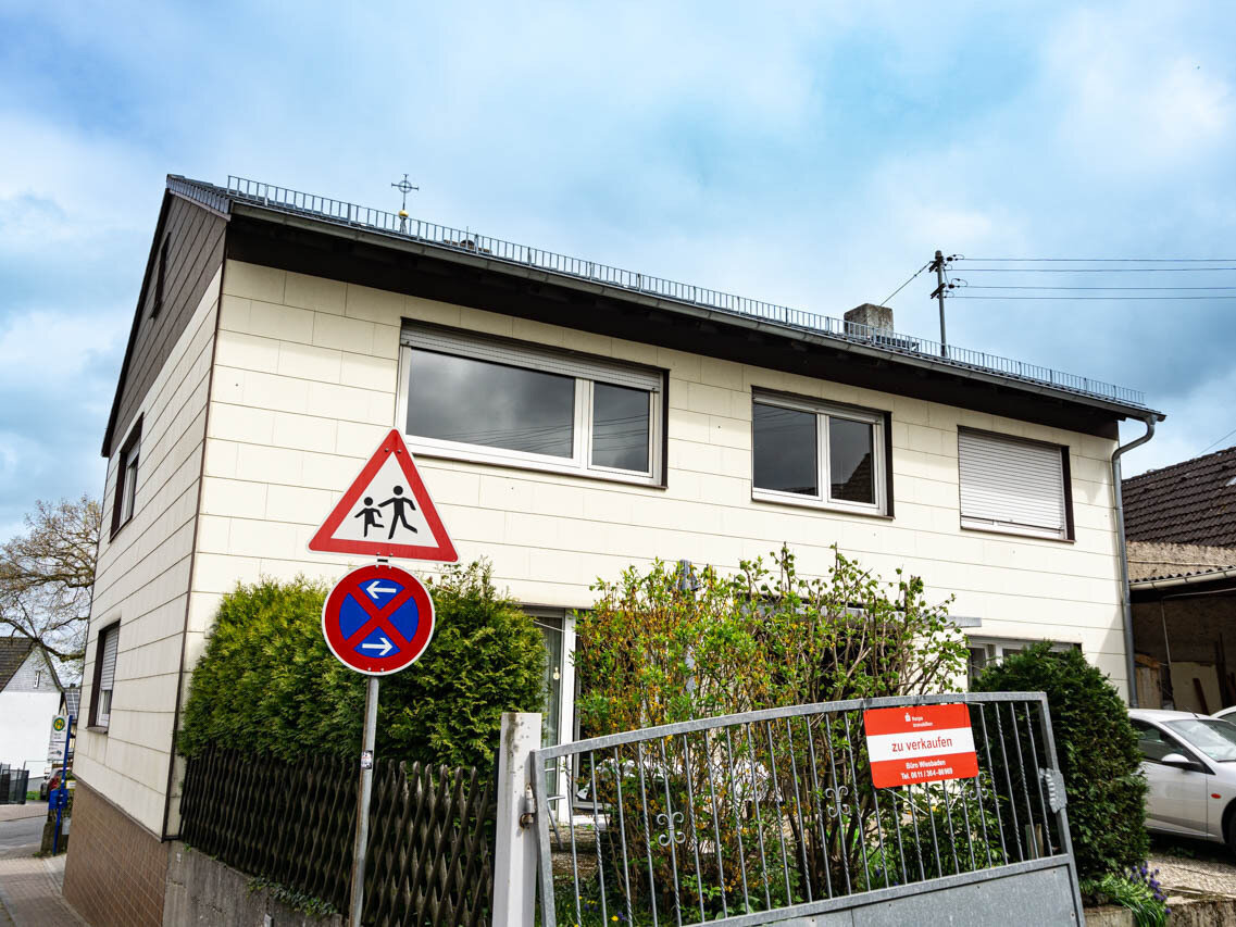 Mehrfamilienhaus zum Kauf 295.000 € 8 Zimmer 192 m²<br/>Wohnfläche 454 m²<br/>Grundstück Görsroth Hünstetten 65510