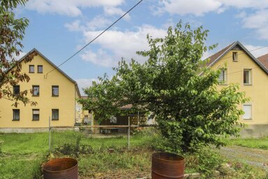 Bauernhaus zum Kauf 130.000 € 8 Zimmer 176 m² 2.335 m² Grundstück Lötzschen Thiendorf 01561