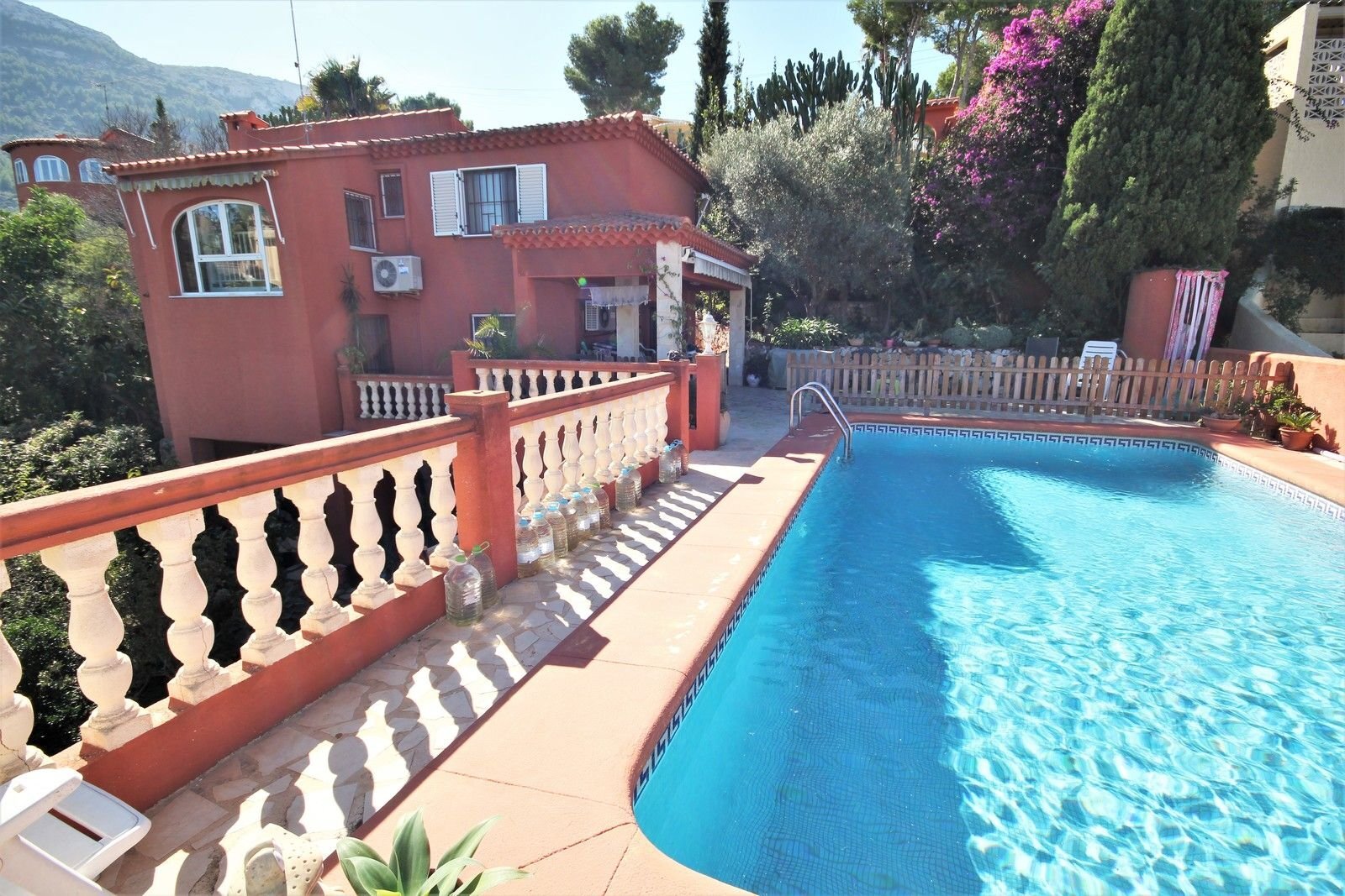 Villa zum Kauf 370.000 € 6 Zimmer 120 m²<br/>Wohnfläche 800 m²<br/>Grundstück Denia 03749