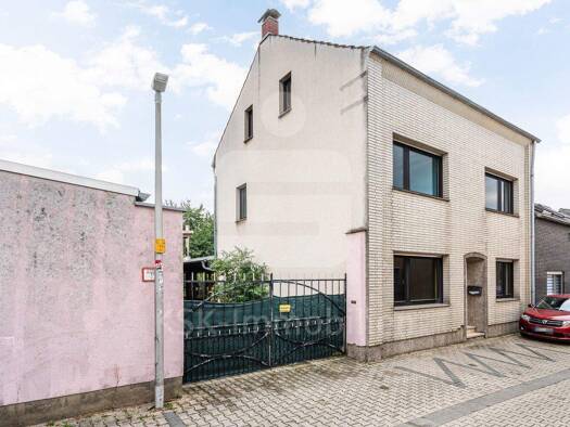 Einfamilienhaus zum Kauf 300.000 € 8 Zimmer 107 m² 537 m² Grundstück Broich Bedburg / Broich 50181