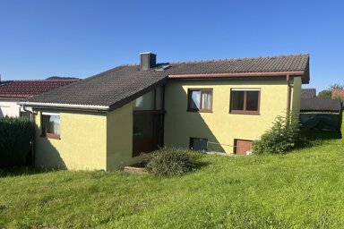 Doppelhaushälfte zum Kauf 180.000 € 5 Zimmer 94 m² 402 m² Grundstück Gosheim 78559