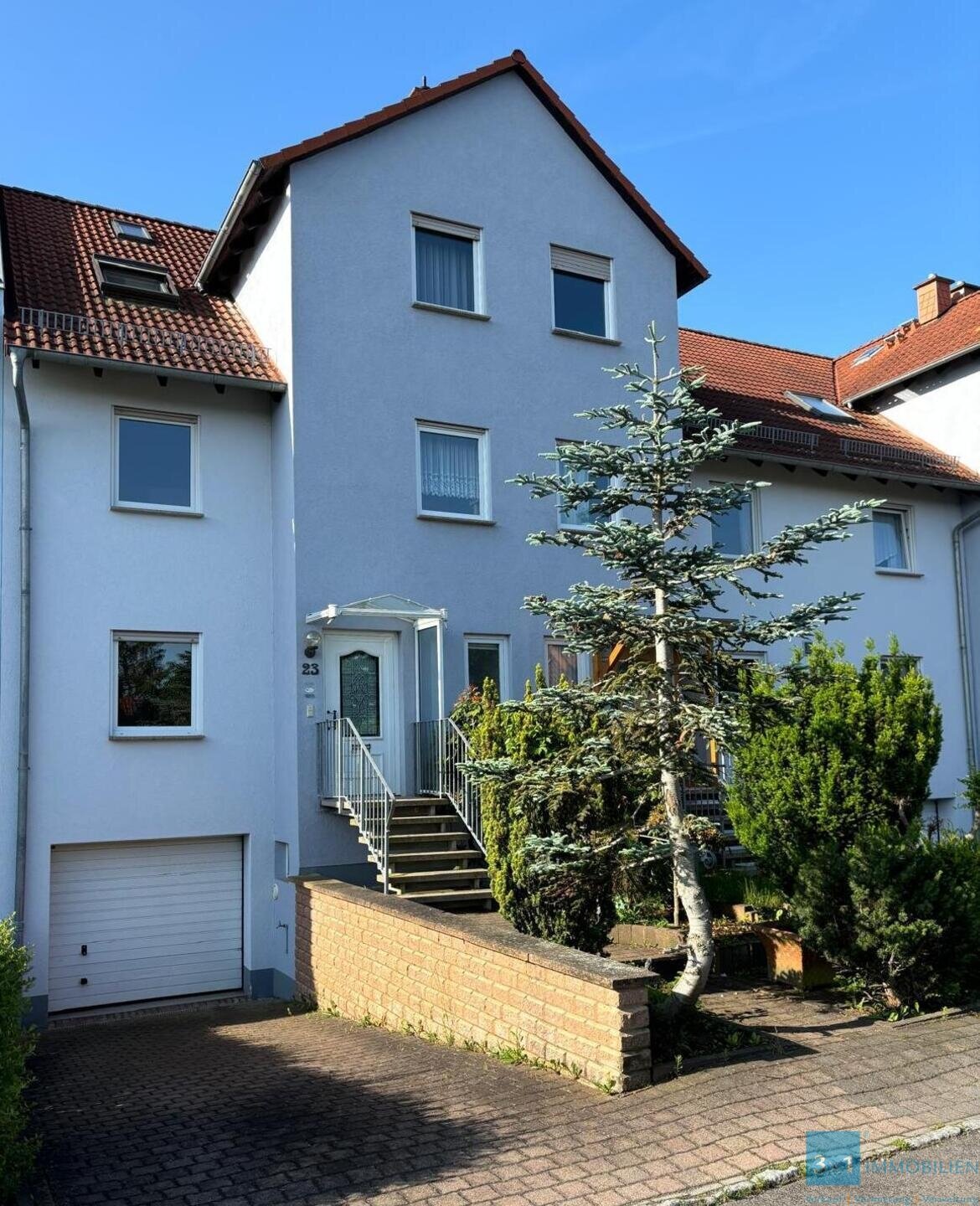 Reihenmittelhaus zum Kauf Provisionsfrei 420.000 € 6 Zimmer 145 m²<br/>Wohnfläche 246 m²<br/>Grundstück Brühlervorstadt Erfurt 99092