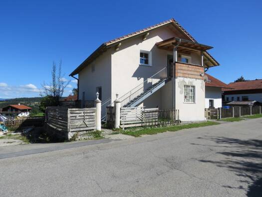 Einfamilienhaus zum Kauf 179.000 € 150 m² 220 m² Grundstück frei ab sofort Regen 94209