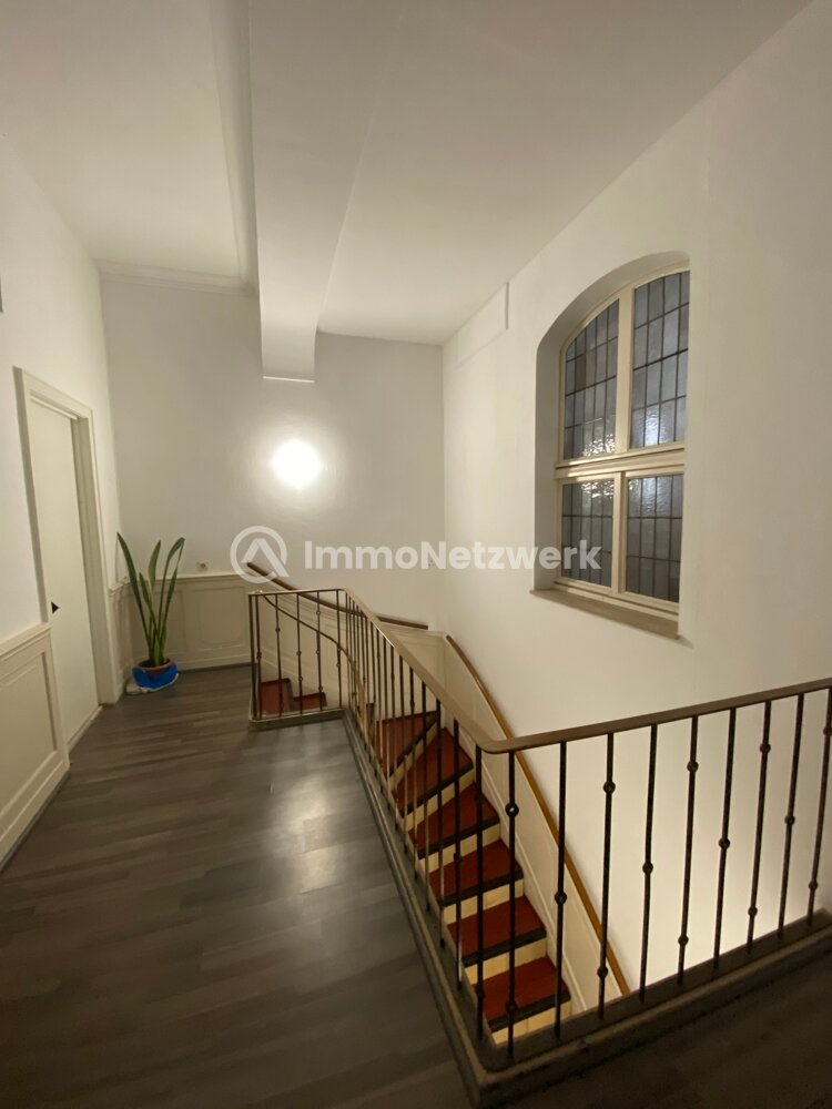 Haus zum Kauf 595.000 € 11 Zimmer 343 m²<br/>Wohnfläche 160 m²<br/>Grundstück Bleichpfad Krefeld / Cracau 47799