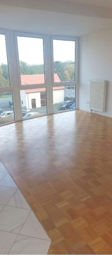 Wohnung zum Kauf 295.000 € 4 Zimmer 126 m² Seitenstr. 30 Machern Machern 04827