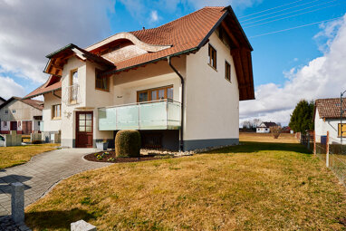 Mehrfamilienhaus zum Kauf 448.500 € 9 Zimmer 240 m² 606 m² Grundstück Wellendingen Wellendingen 78669