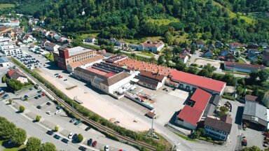 Produktionshalle zur Miete 100 m² Lagerfläche teilbar von 100 m² bis 3.000 m² Wiesenstraße 13 Zell Zell im Wiesental 79669