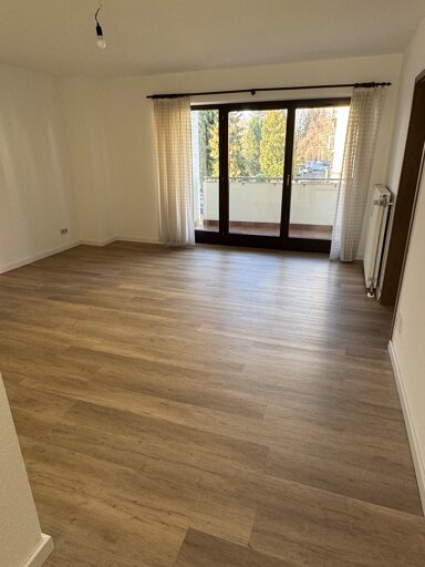 Wohnung zur Miete 950 € 2,5 Zimmer 69 m² 2. Geschoss frei ab sofort Stierstadt Oberursel 61440