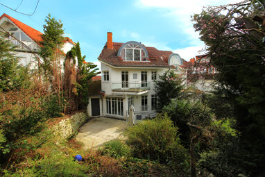Doppelhaushälfte zum Kauf 989.000 € 7 Zimmer 214 m² 411 m² Grundstück Kernstadt Oberursel 61440