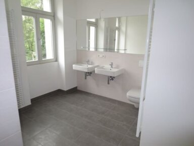 Wohnung zur Miete 700 € 4 Zimmer 115,7 m² frei ab sofort Wolfsgasse 3 Äußere Neustadt (Hoyerswerdaer Str.) Dresden 01099