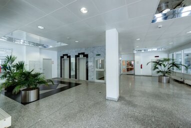 Bürofläche zur Miete Provisionsfrei 13,50 € 1.082 m² Bürofläche teilbar ab 539 m² Hochschule für Gestaltung Offenbach am Main 63065