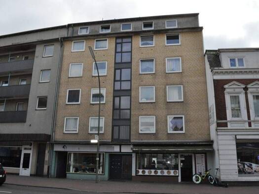 Mehrfamilienhaus zum Kauf als Kapitalanlage geeignet 1.490.000 € 815 m² 402 m² Grundstück Elmshorn 25335