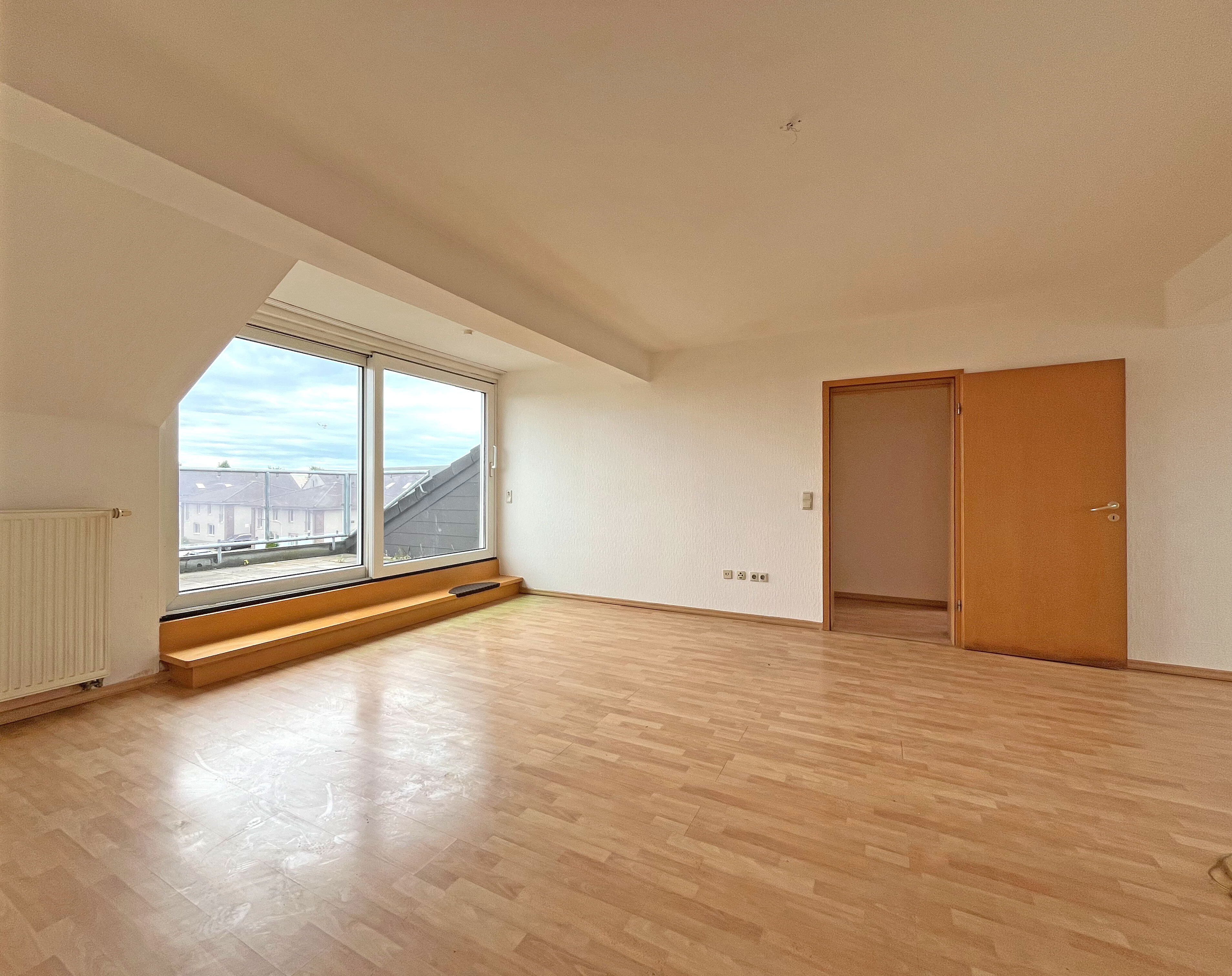Wohnung zur Miete 690 € 3 Zimmer 80 m²<br/>Wohnfläche Ab sofort<br/>Verfügbarkeit Statistischer Bezirk 64 Hamm 59075