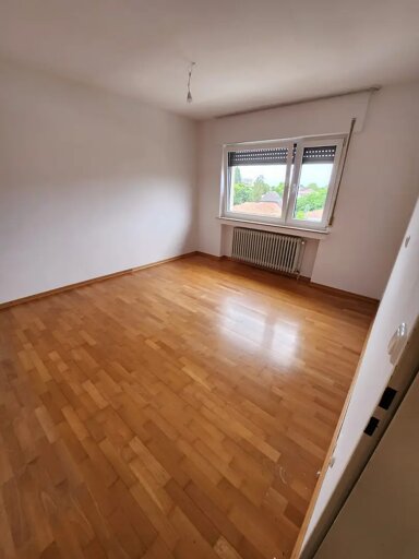 Wohnung zur Miete 700 € 3 Zimmer 110 m² frei ab sofort Piusstraße Stadtkern - Südost Düren 52355