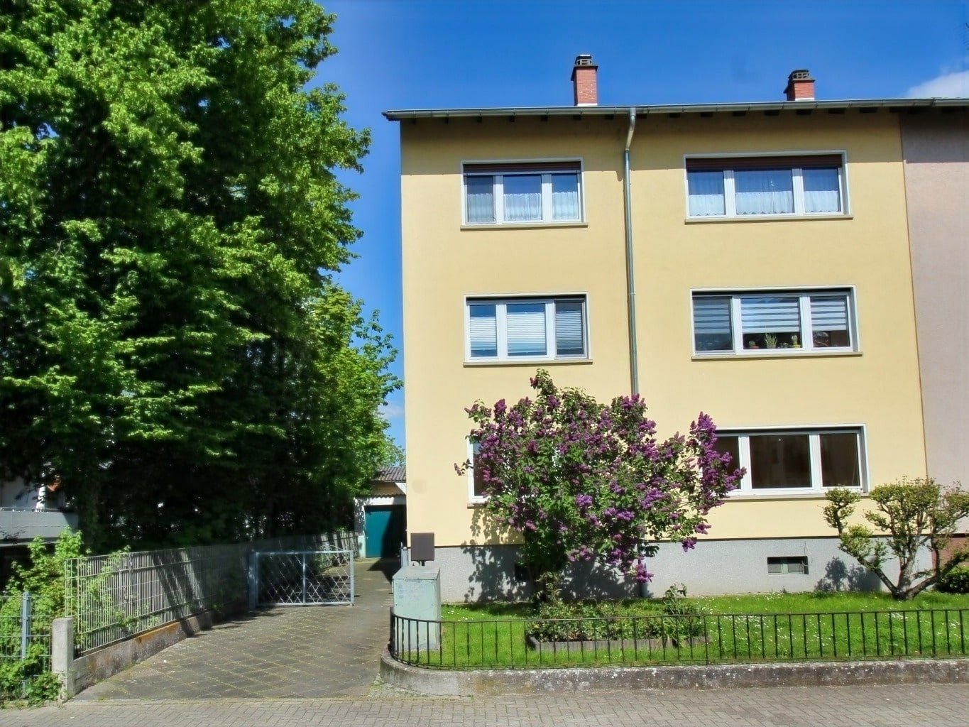 Mehrfamilienhaus zum Kauf 690.000 € 9 Zimmer 240 m² 612 m² Grundstück Kernstadt Schwetzingen 68723