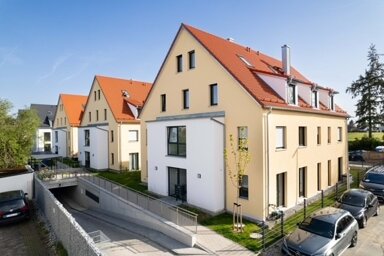 Maisonette zur Miete 1.330 € 3,5 Zimmer 93,4 m² 2. Geschoss frei ab 01.04.2025 Ronhof 151 Fürth 90765