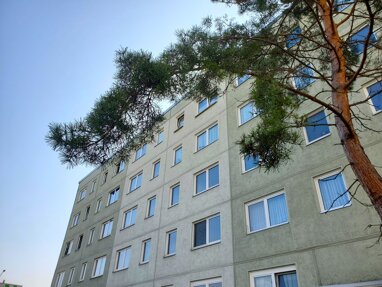 Wohnung zur Miete 337,56 € 3 Zimmer 57,3 m² Erdgeschoss frei ab sofort Carl-Zeiss-Straße 2 Nördliche Neustadt Halle (Saale) 06122