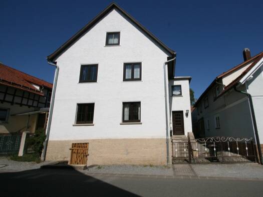 Einfamilienhaus zum Kauf 150.000 € 6 Zimmer 135 m² 619 m² Grundstück Schulstraße 6 Sülzfeld 98617