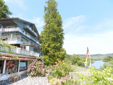 Haus zum Kauf 1.500.000 € 1.700 m² 5.217 m² Grundstück Trarbach Traben-Trarbach 56841