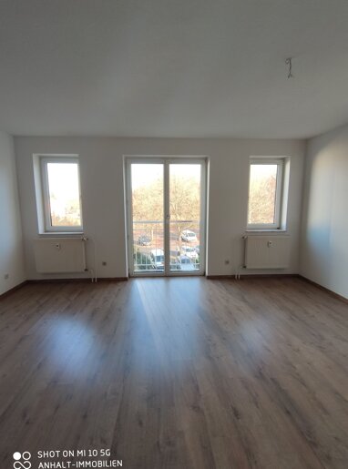 Wohnung zur Miete 616 € 3 Zimmer 82,2 m² 2. Geschoss Straße des Friedens 50 a-c Zschornewitz Zschornewitz 06772
