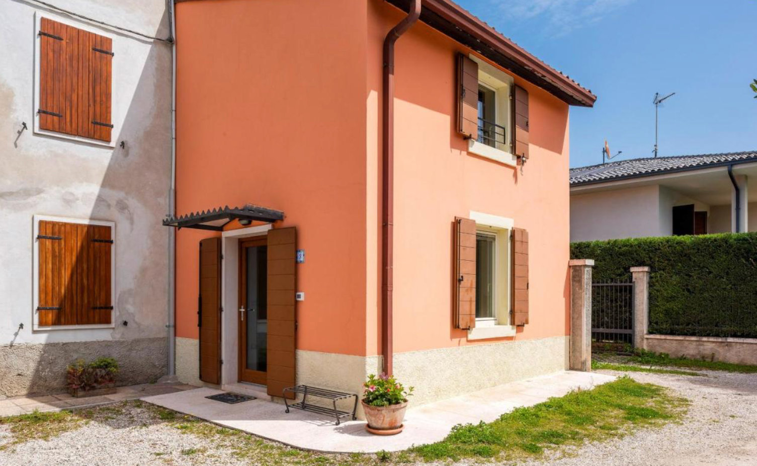 Haus zum Kauf 325.000 € 105 m²<br/>Wohnfläche ab sofort<br/>Verfügbarkeit Via Antonio della Scala , 27 LAZISE 37017