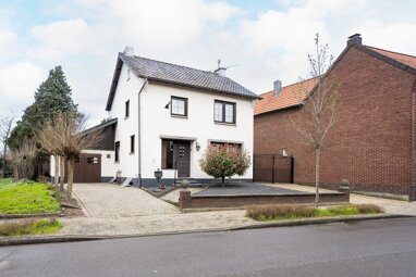 Einfamilienhaus zum Kauf 298.000 € 6 Zimmer 174 m² 720 m² Grundstück Engelbertstrasse 37 Isenbruch Selfkant 52538
