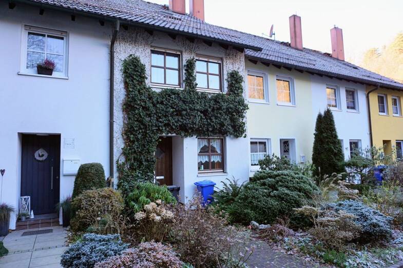 Reihenmittelhaus zum Kauf provisionsfrei 250.000 € 5 Zimmer 105 m² 179 m² Grundstück Unterpurbach Kulmbach 95326