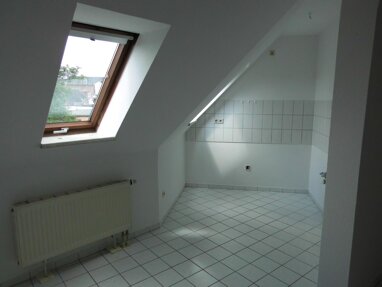Wohnung zur Miete 250 € 2 Zimmer 42 m² 3. Geschoss Reichenbach Reichenbach 08468